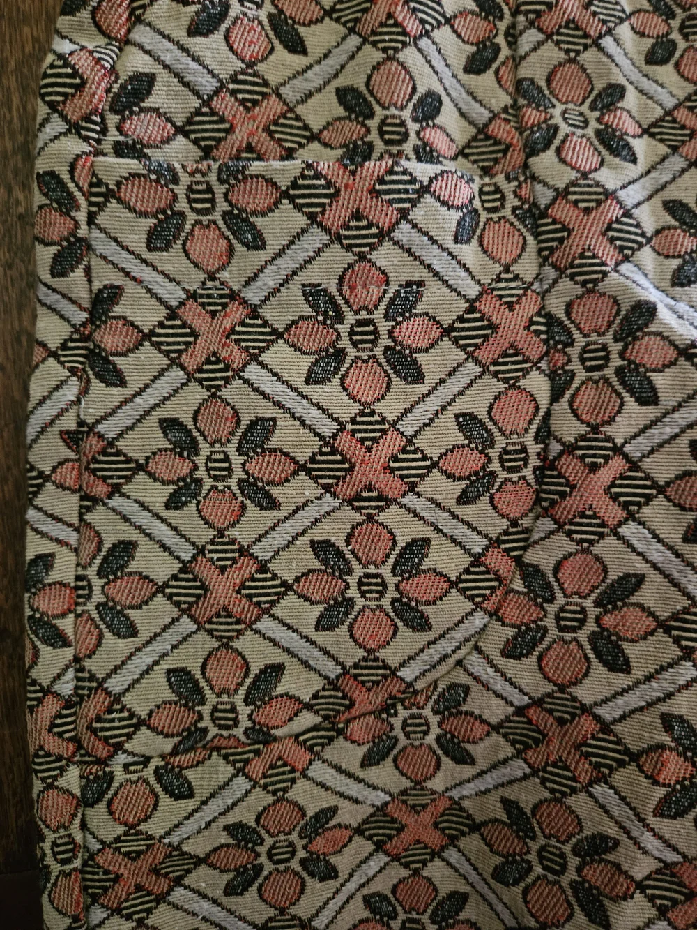 Vintage Turkish Floral And Geometric Patterned Woven High Waist Shorts XS